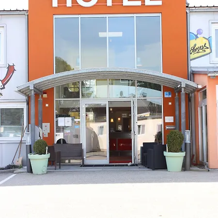 Hotel Amedia Express Sattledt, Trademark Collection By Wyndham Sattledt