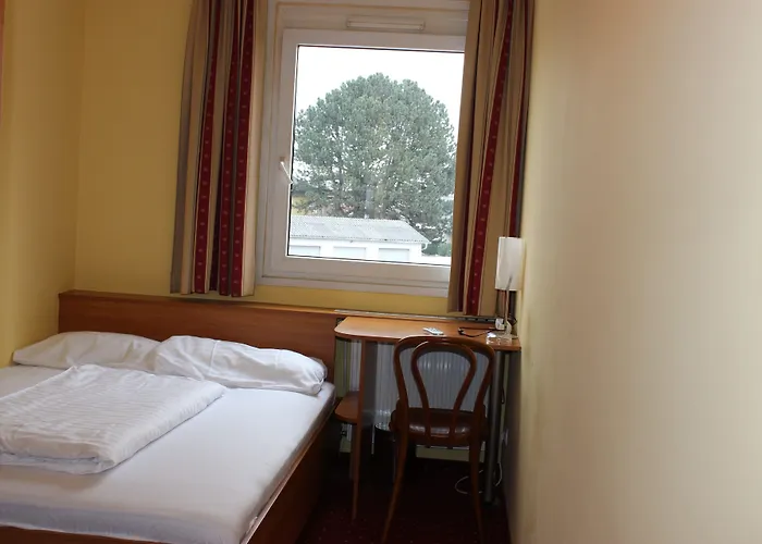 Amedia Express Sattledt, Trademark Collection By Wyndham Otel