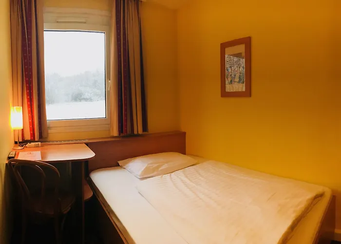 Hotel Amedia Express Sattledt, Trademark Collection By Wyndham Sattledt