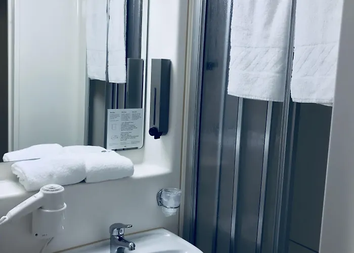 Otel Amedia Express Sattledt, Trademark Collection By Wyndham Sattledt