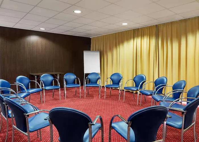 Amedia Express Sattledt, Trademark Collection By Wyndham Otel 3*