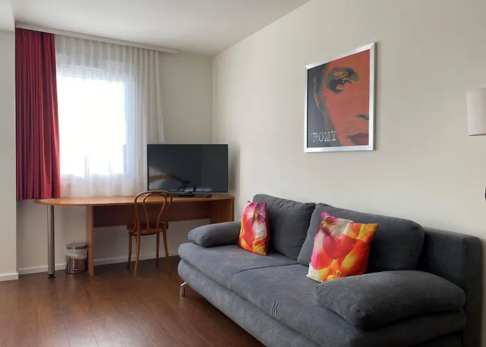 Amedia Express Sattledt, Trademark Collection By Wyndham Otel Sattledt