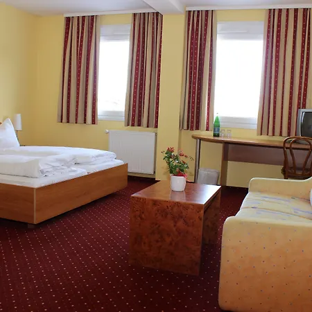 Amedia Express Sattledt, Trademark Collection By Wyndham 3* Sattledt