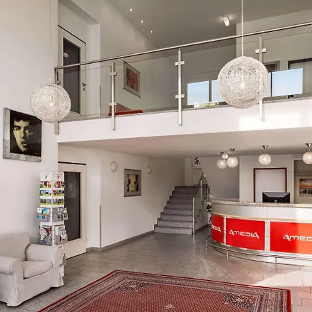 Hotel Amedia Express Sattledt, Trademark Collection By Wyndham