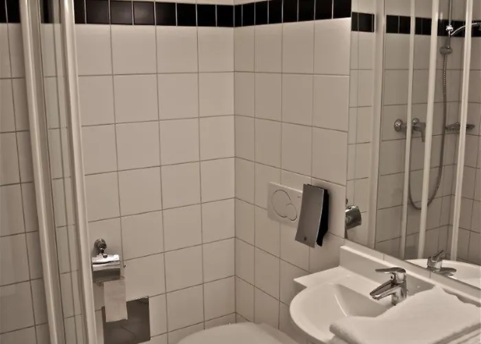 Hotel Amedia Express Sattledt, Trademark Collection By Wyndham 3*