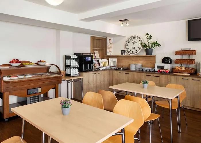 Amedia Express Sattledt, Trademark Collection By Wyndham Hotel Sattledt