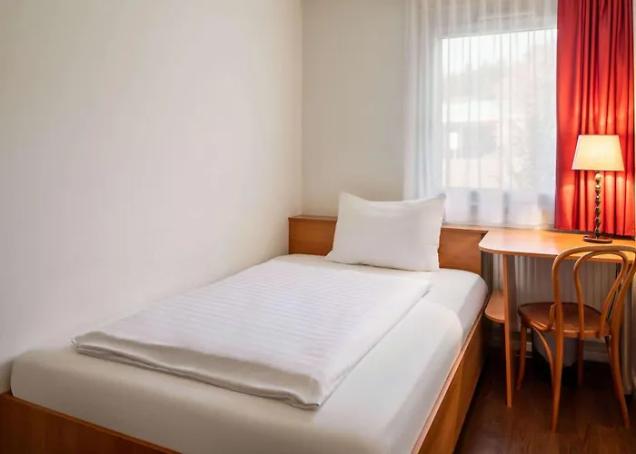 Hotel Amedia Express Sattledt, Trademark Collection By Wyndham