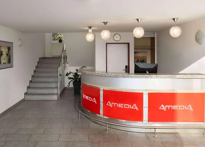 Amedia Express Sattledt, Trademark Collection By Wyndham Hotel 3*