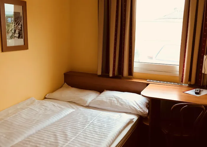 Hotel Amedia Express Sattledt, Trademark Collection By Wyndham 3*